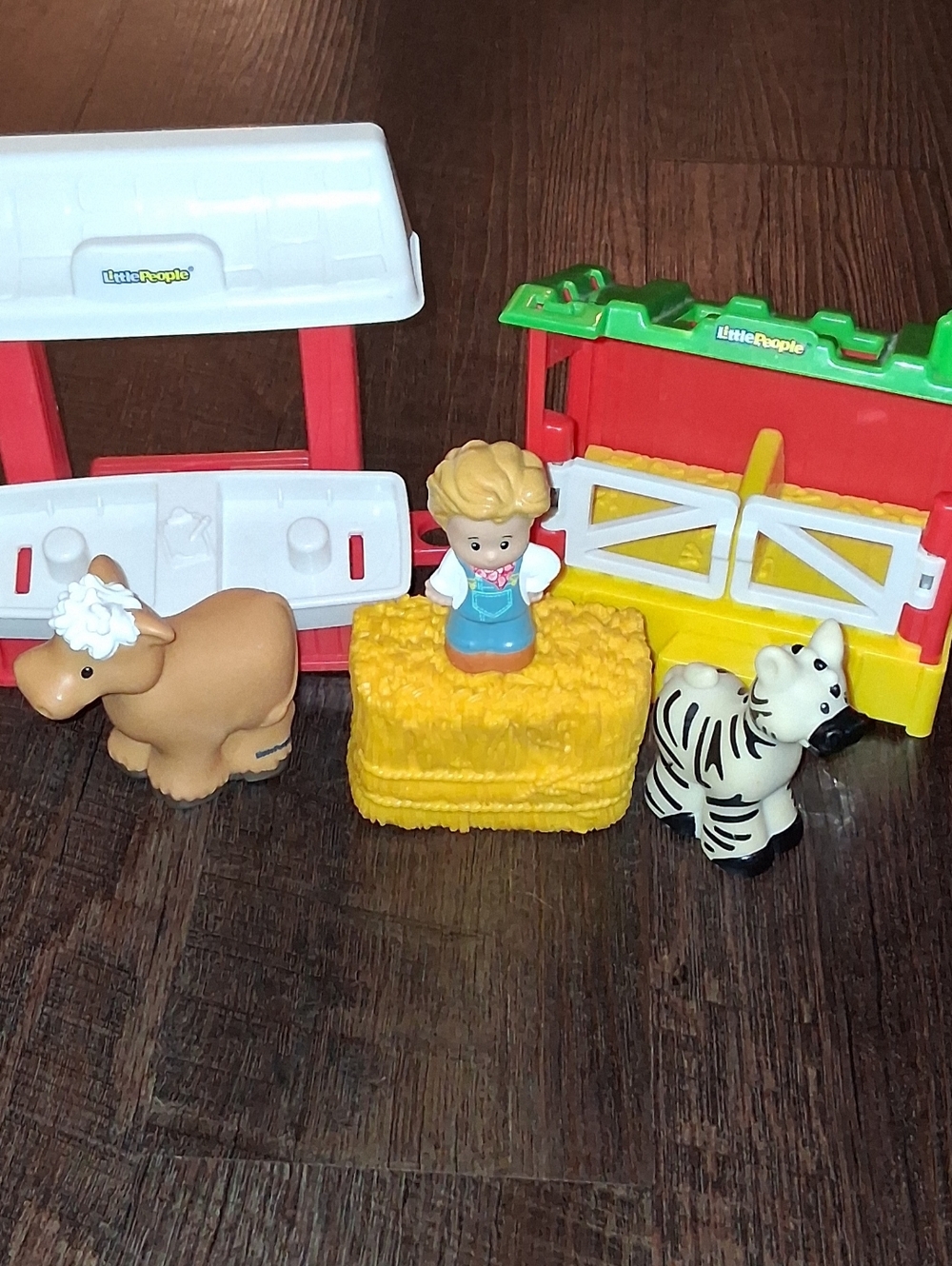Little People Farm Playset With Farmer